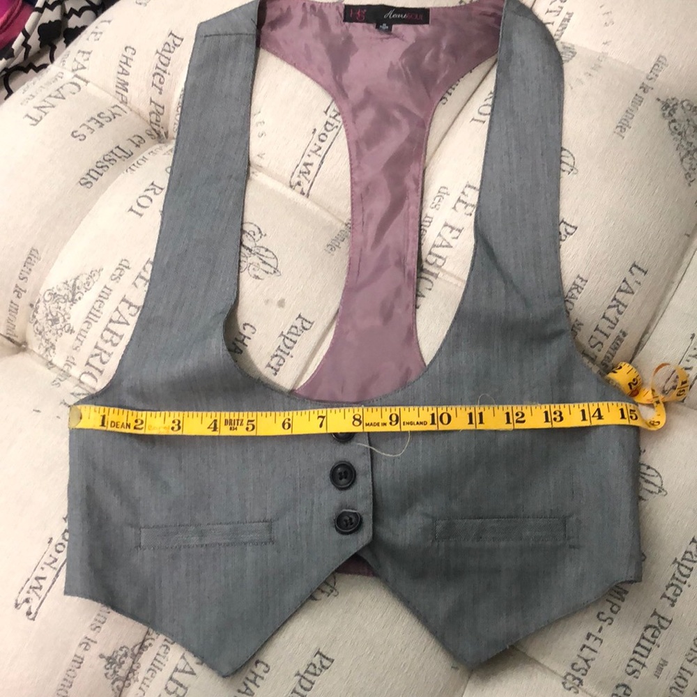 HeartSoul gray vest size medium - Picture 5 of 6